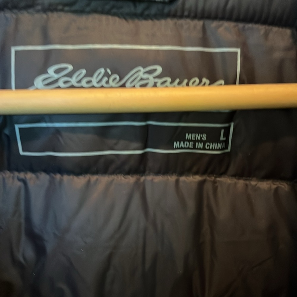 Eddie Bauer Light Weight Down Jacket - image 4